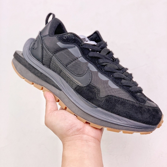 Nike Vaporwaffle sacai Black Gum - Picture 4 of 9